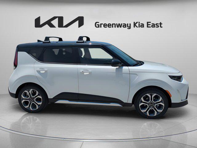 new 2025 Kia Soul car, priced at $24,693