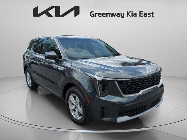 used 2025 Kia Sorento car, priced at $28,697