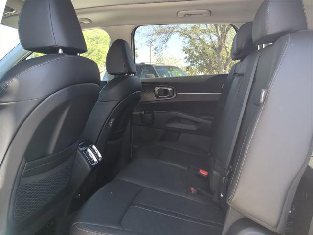 new 2025 Kia Sorento car, priced at $35,316
