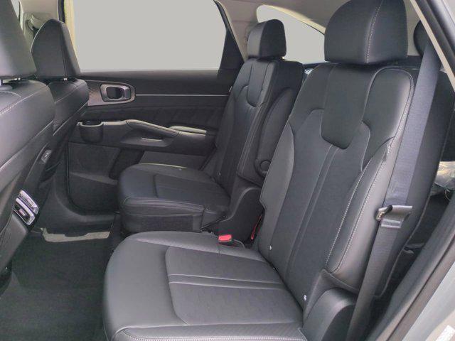 new 2025 Kia Sorento car, priced at $40,773
