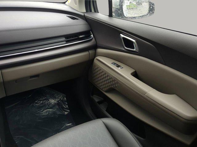new 2025 Kia Carnival car, priced at $39,699