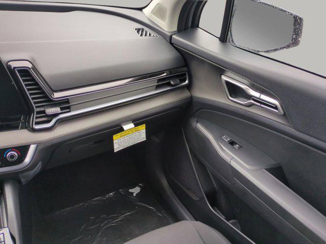 new 2025 Kia Sportage Hybrid car, priced at $27,695