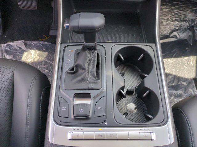 new 2025 Kia Carnival car, priced at $36,575