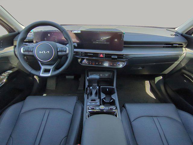 new 2025 Kia K5 car, priced at $32,776