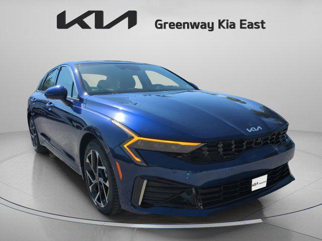new 2025 Kia K5 car, priced at $32,776