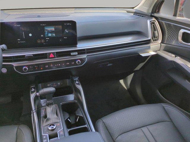 new 2025 Kia Sorento car, priced at $39,925
