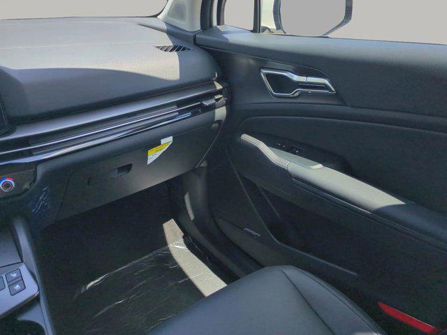 new 2026 Kia Sportage Hybrid car, priced at $40,584