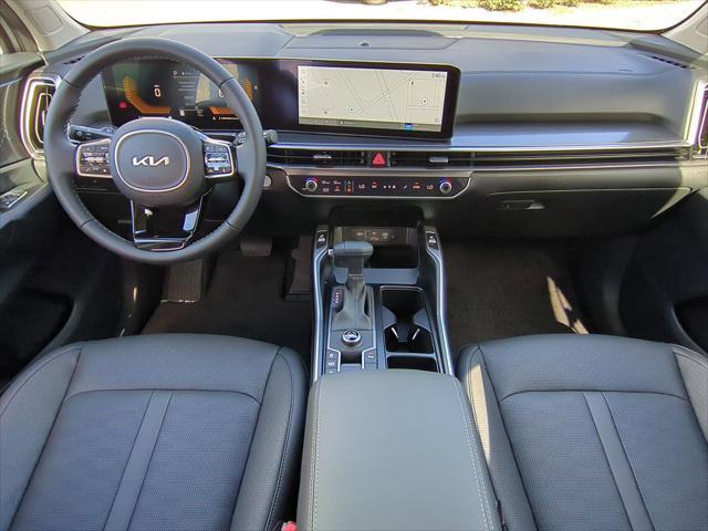 new 2025 Kia Sorento car, priced at $35,582