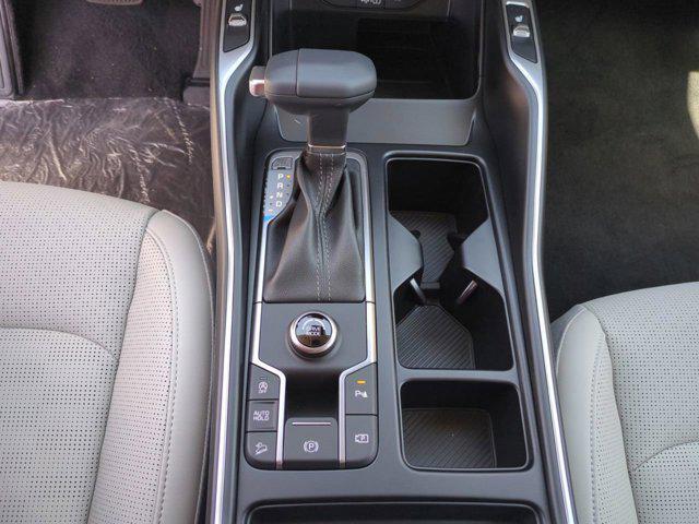 new 2025 Kia Sorento car, priced at $38,673