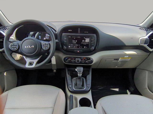 new 2025 Kia Soul car, priced at $19,524