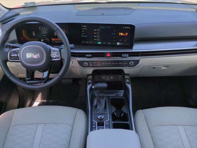 new 2025 Kia Sorento car, priced at $35,615