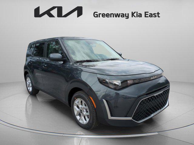 new 2025 Kia Soul car, priced at $19,933
