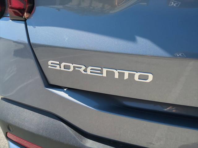 new 2025 Kia Sorento car, priced at $39,723
