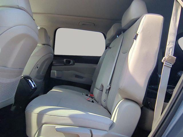 new 2025 Kia Sorento car, priced at $34,773