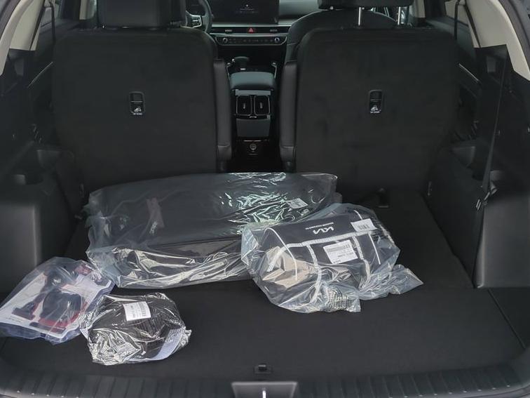 new 2025 Kia Sorento car, priced at $39,443