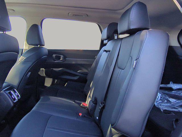 new 2025 Kia Sorento car, priced at $35,519