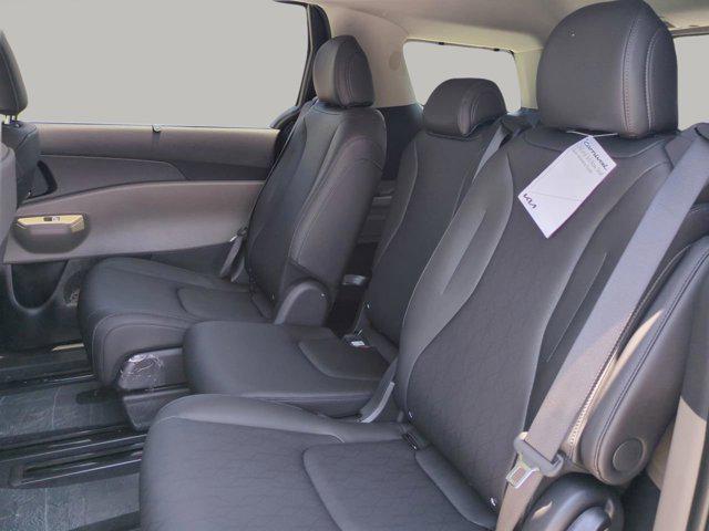 new 2025 Kia Carnival car, priced at $39,699