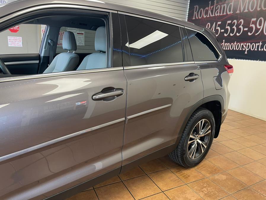 used 2019 Toyota Highlander car