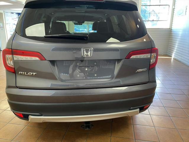 used 2021 Honda Pilot car, priced at $20,888
