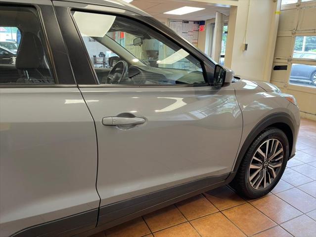 used 2022 Nissan Kicks car