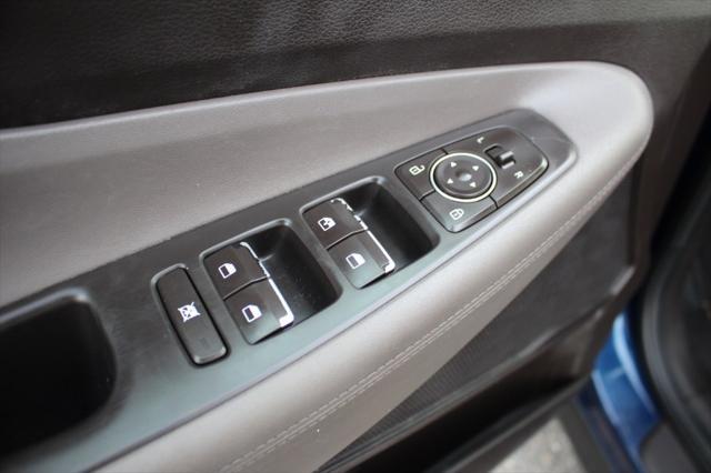 used 2020 Hyundai Santa Fe car, priced at $13,888