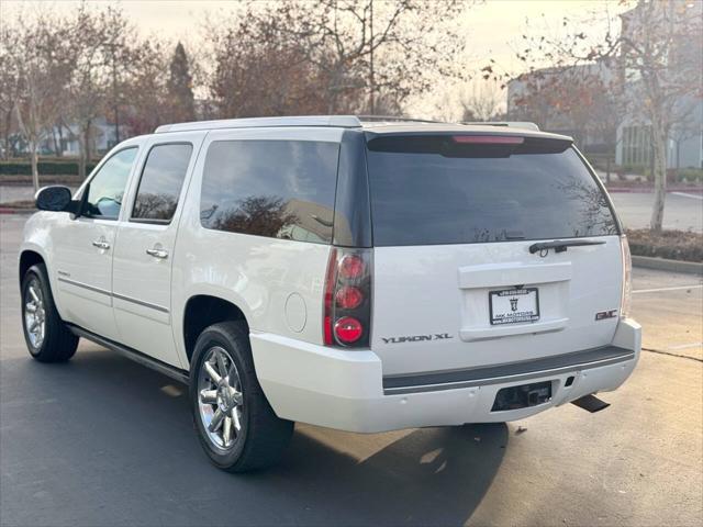 used 2014 GMC Yukon XL car, priced at $11,495