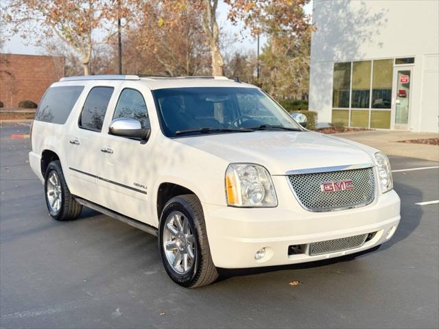 used 2014 GMC Yukon XL car, priced at $11,495