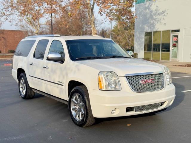 used 2014 GMC Yukon XL car, priced at $11,495