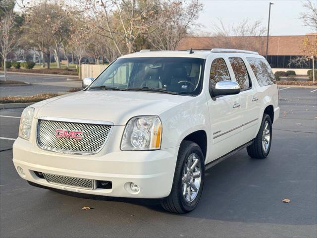 used 2014 GMC Yukon XL car, priced at $11,495