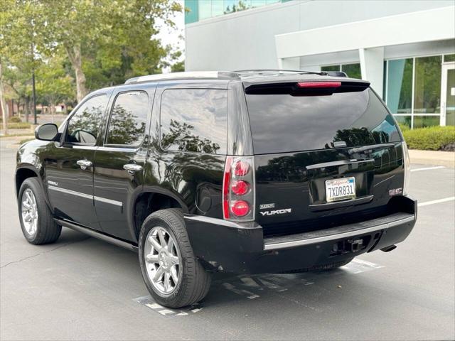 used 2011 GMC Yukon car, priced at $9,995