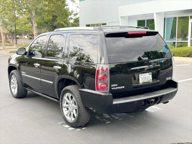 used 2011 GMC Yukon car, priced at $9,995