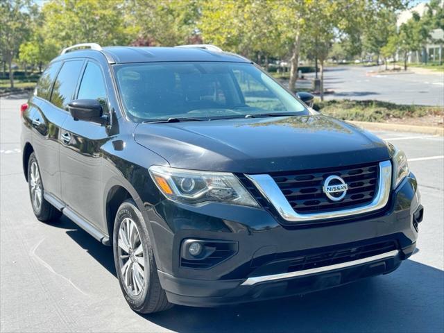 used 2017 Nissan Pathfinder car, priced at $12,995