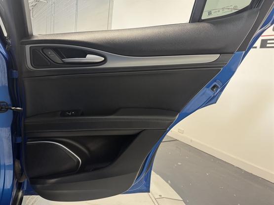used 2018 Alfa Romeo Stelvio car