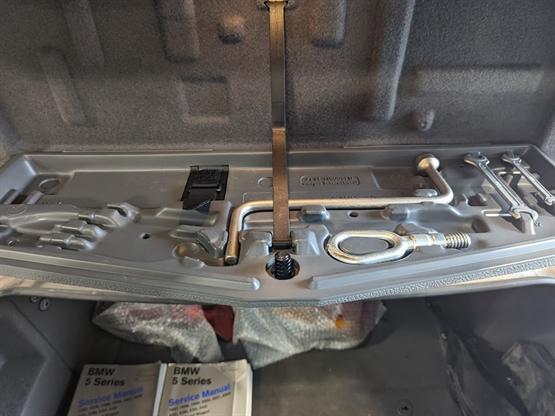 used 2000 BMW 540 car, priced at $12,995