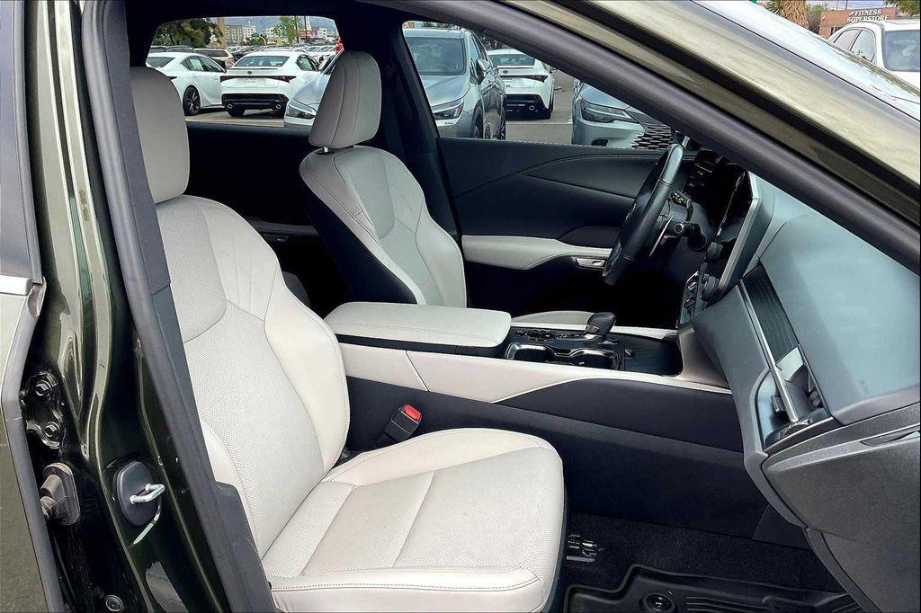used 2024 Lexus RX 350 car, priced at $52,000