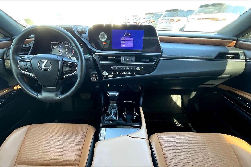 used 2023 Lexus ES 350 car, priced at $37,500