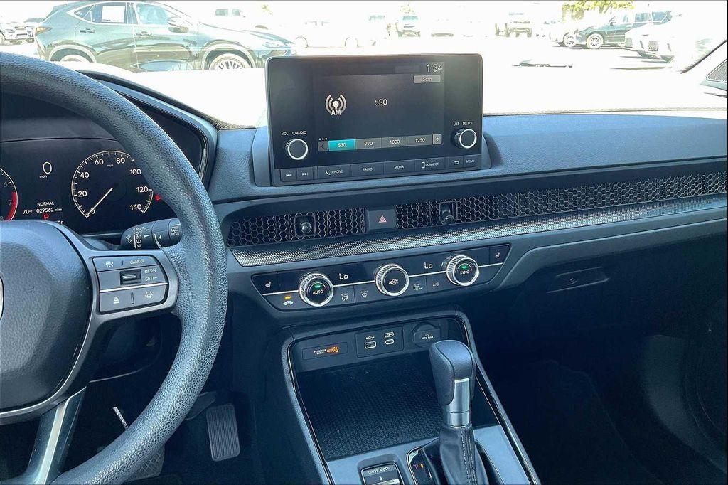 used 2024 Honda CR-V car, priced at $31,000