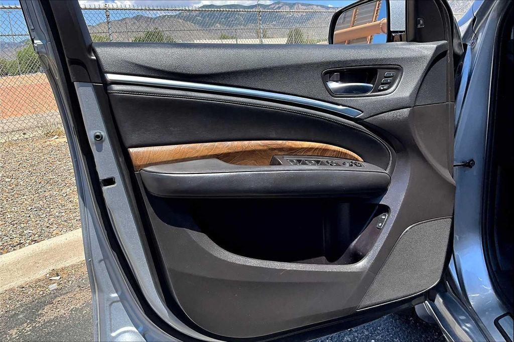 used 2020 Acura MDX car, priced at $28,000