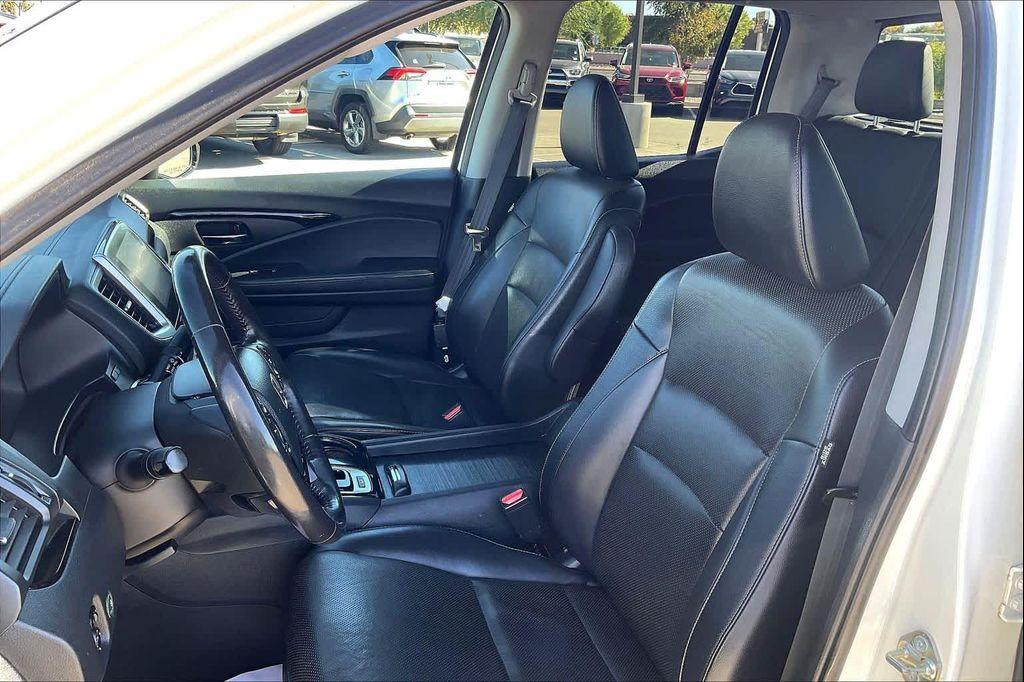 used 2019 Honda Ridgeline car, priced at $27,000