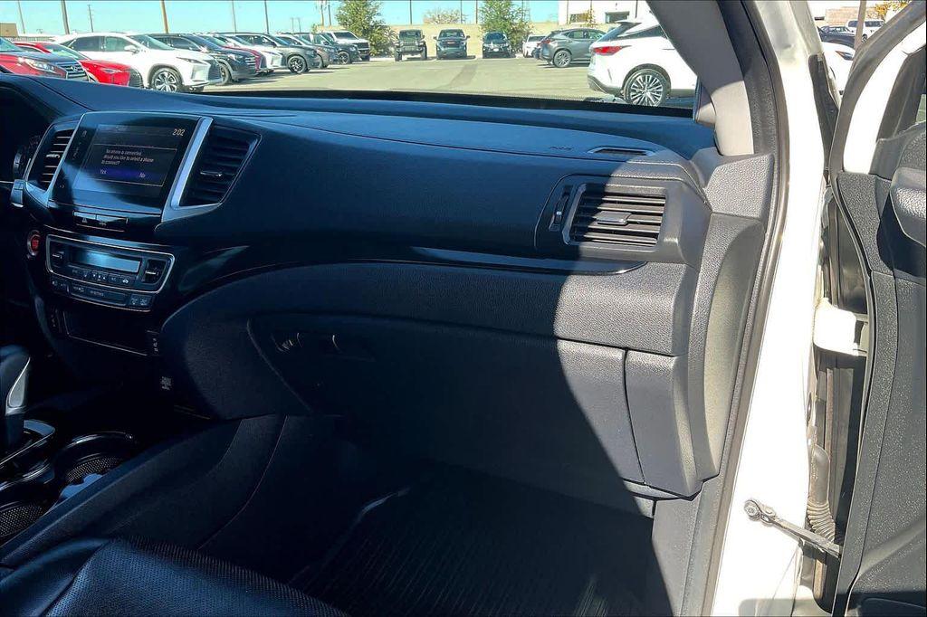 used 2019 Honda Ridgeline car, priced at $27,000