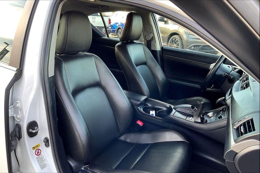 used 2011 Lexus CT 200h car, priced at $14,000