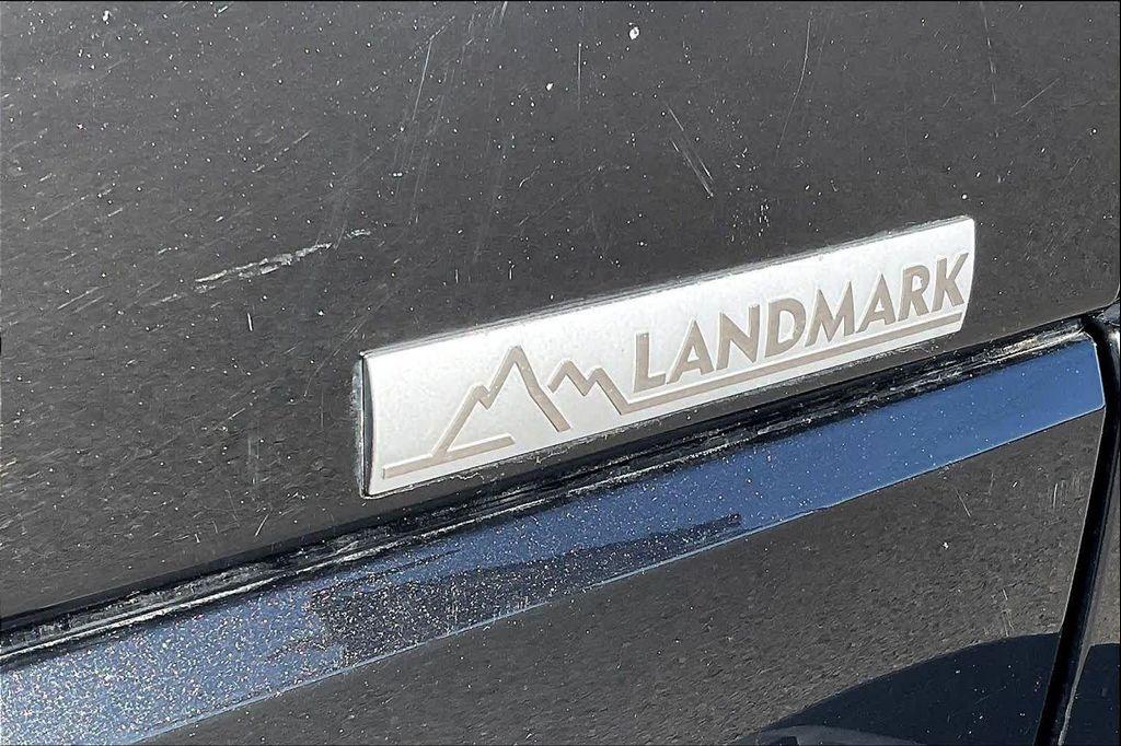 used 2016 Land Rover LR4 car, priced at $14,800