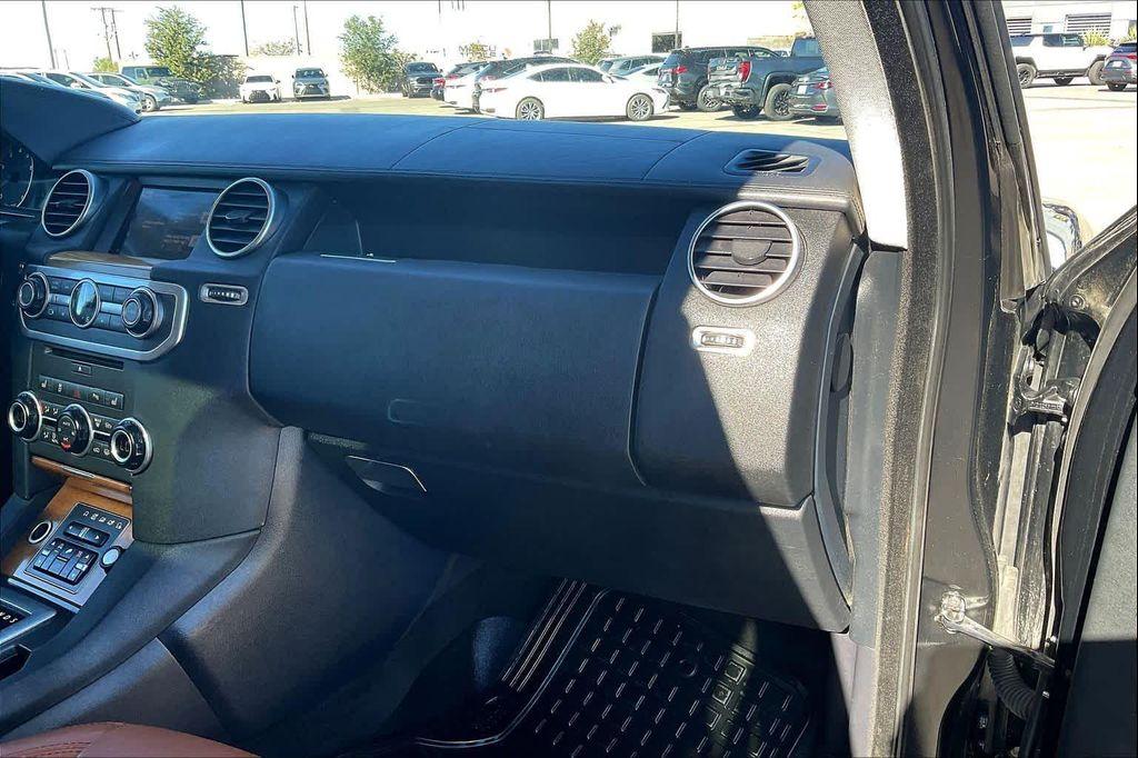 used 2016 Land Rover LR4 car, priced at $14,800