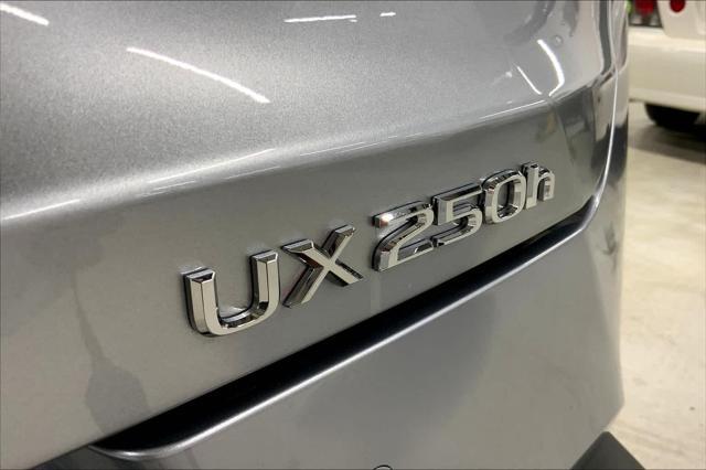 new 2024 Lexus UX 250h car, priced at $39,905