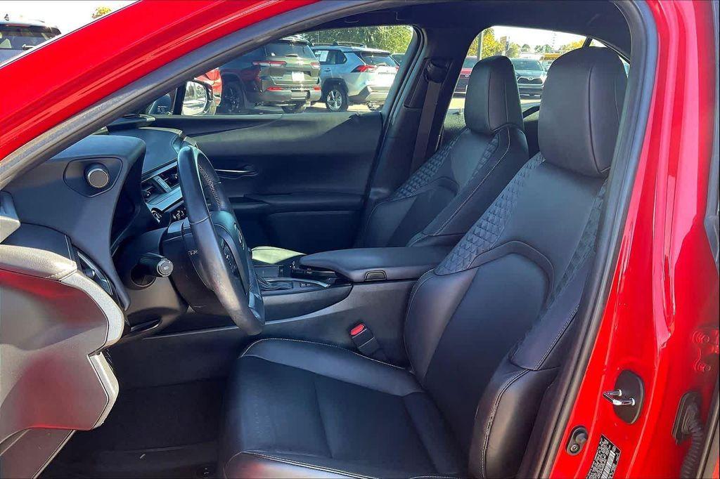 used 2021 Lexus UX 250h car, priced at $29,000