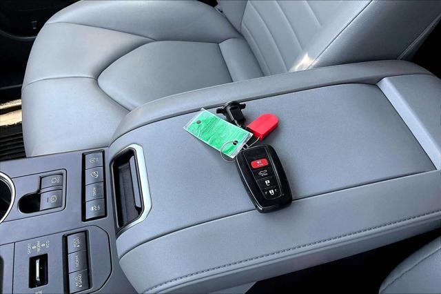 used 2022 Toyota Highlander car, priced at $38,000