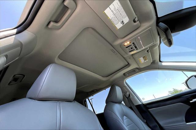 used 2022 Toyota Highlander car, priced at $38,000