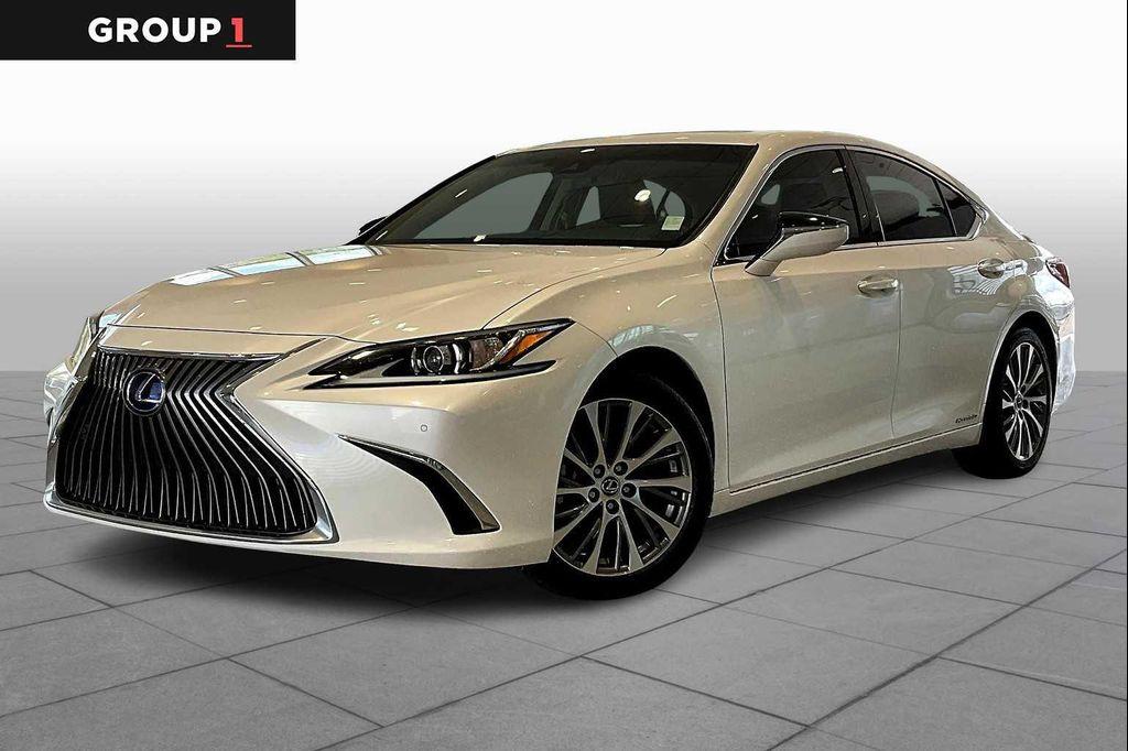 used 2021 Lexus ES 300h car, priced at $37,000