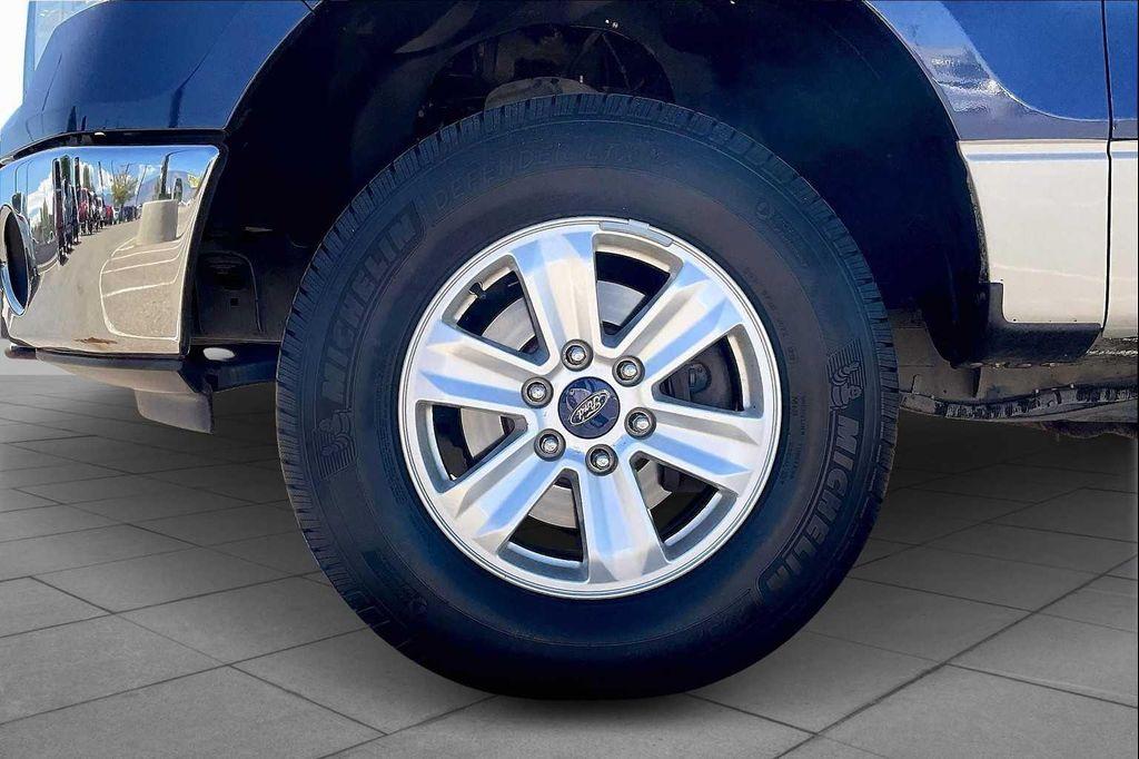 used 2009 Ford F-150 car, priced at $15,000