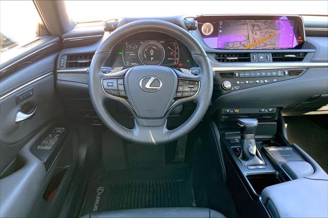 used 2021 Lexus ES 300h car, priced at $32,000